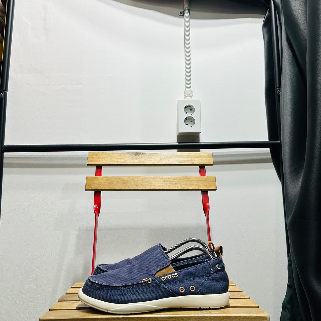 M8 265) 크록스 운동화 남성 남자 신발 왈루 네이비 상품이미지3