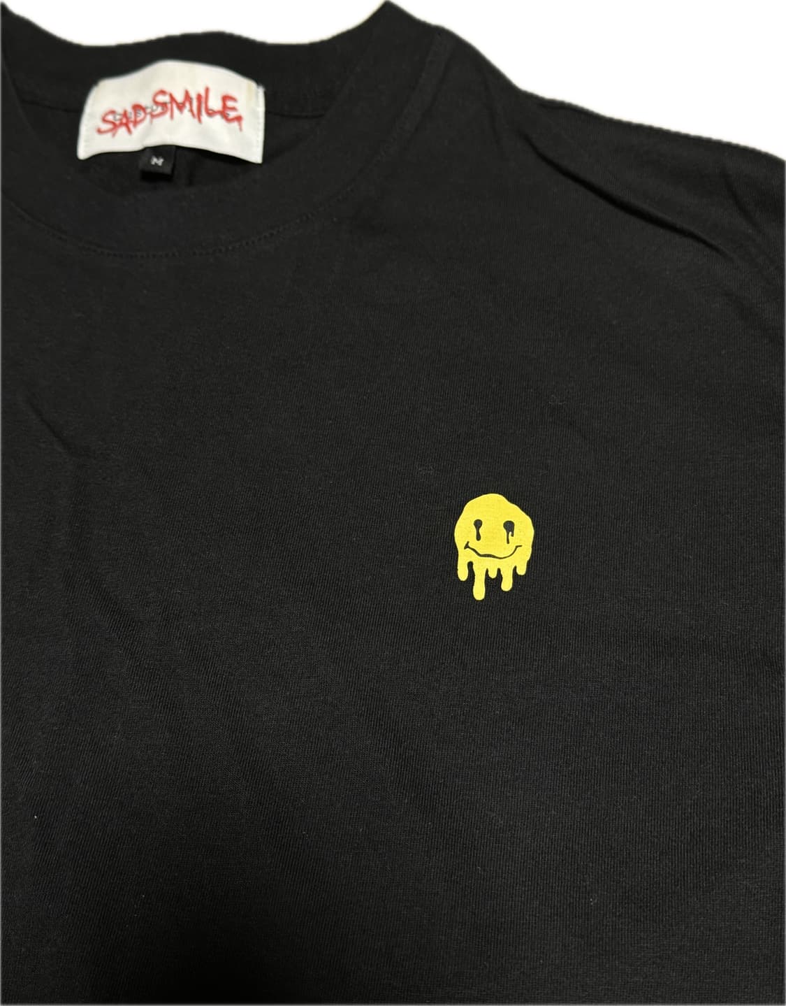 검은색 반소매 티셔츠 상품이미지1