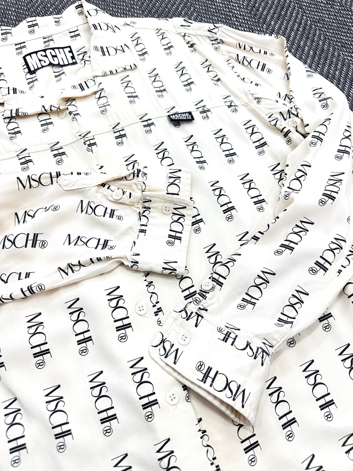 미스치프 로고 셔츠 상품이미지3