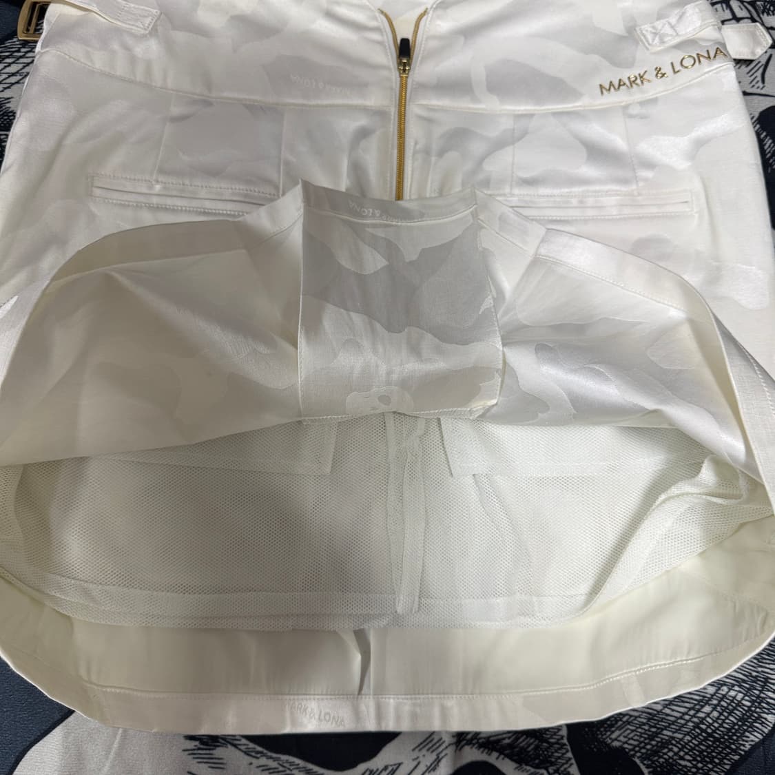 마크앤로나 골프 스커트 M사이즈 백화점택 상품이미지5
