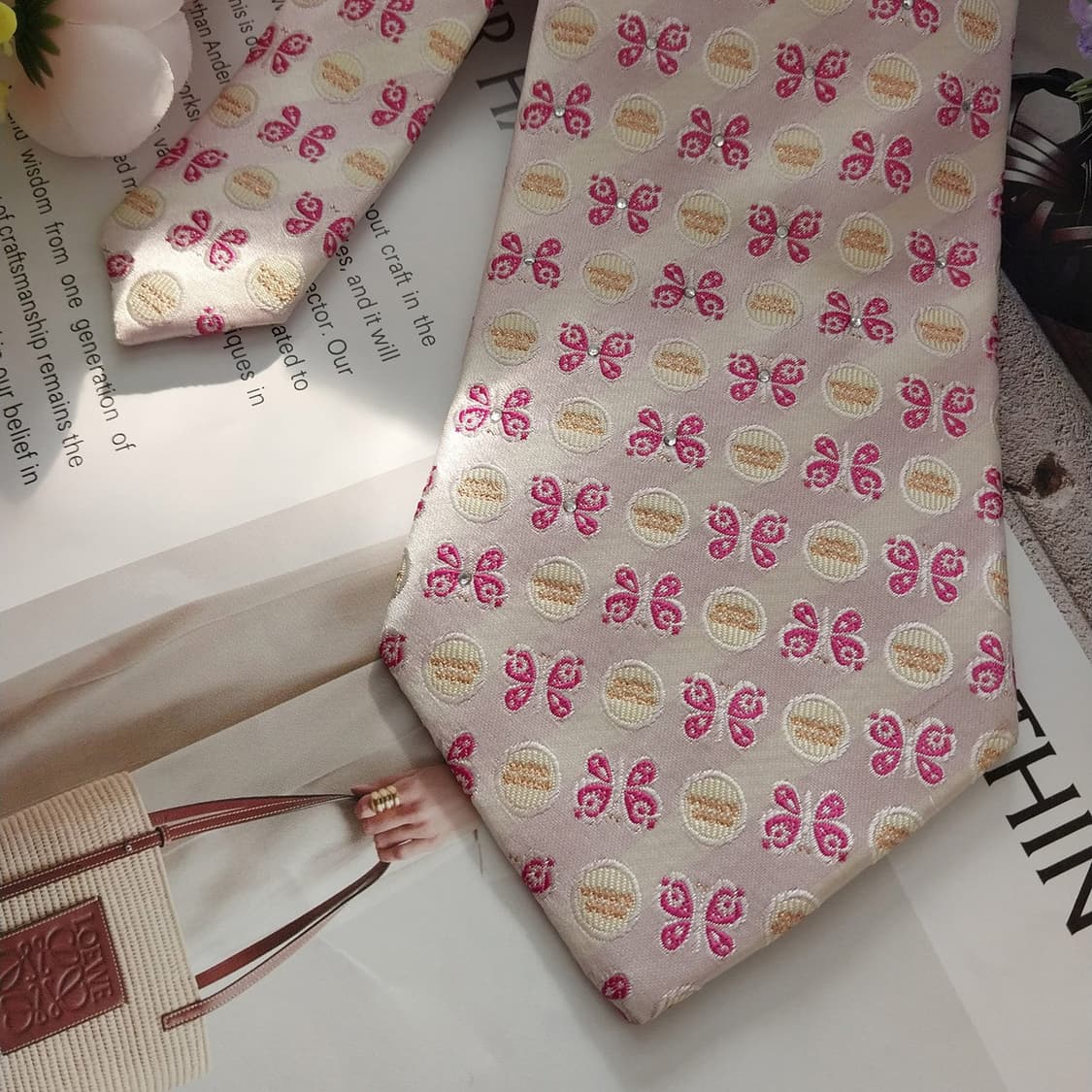 밀라숀 실크 핑크 도트 패턴 넥타이 9.5cm A+등급 K1315
 상품이미지4