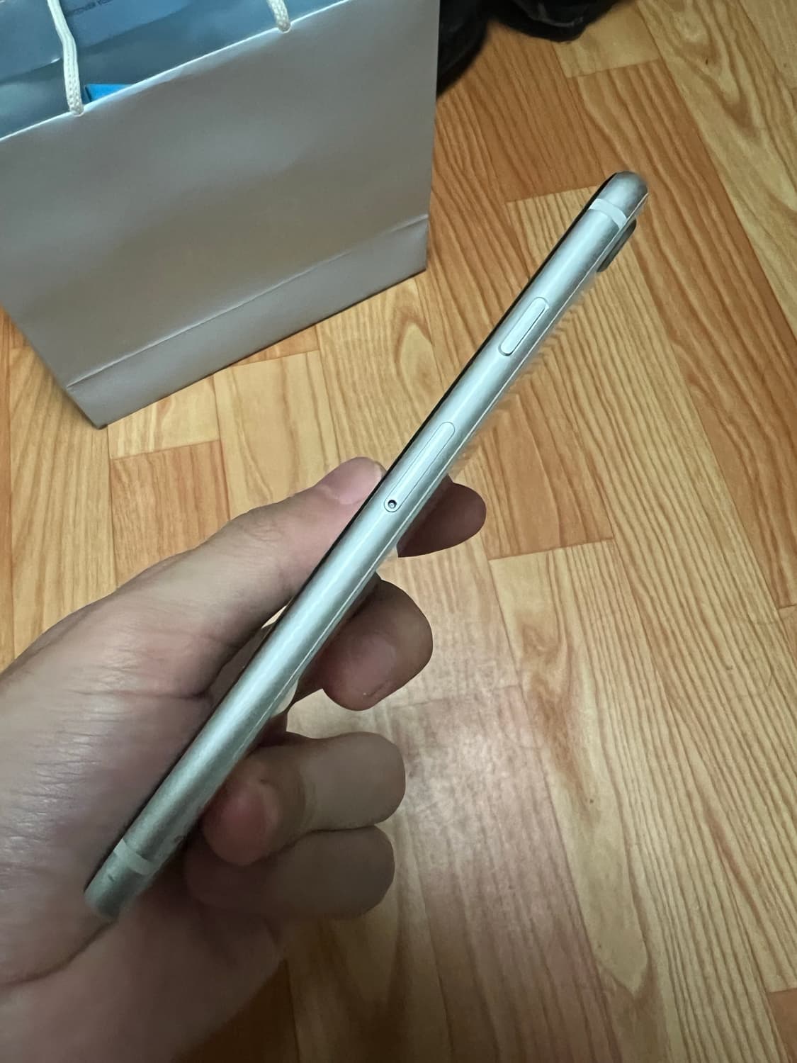 아이폰se2 파손폰 단품 상품이미지4