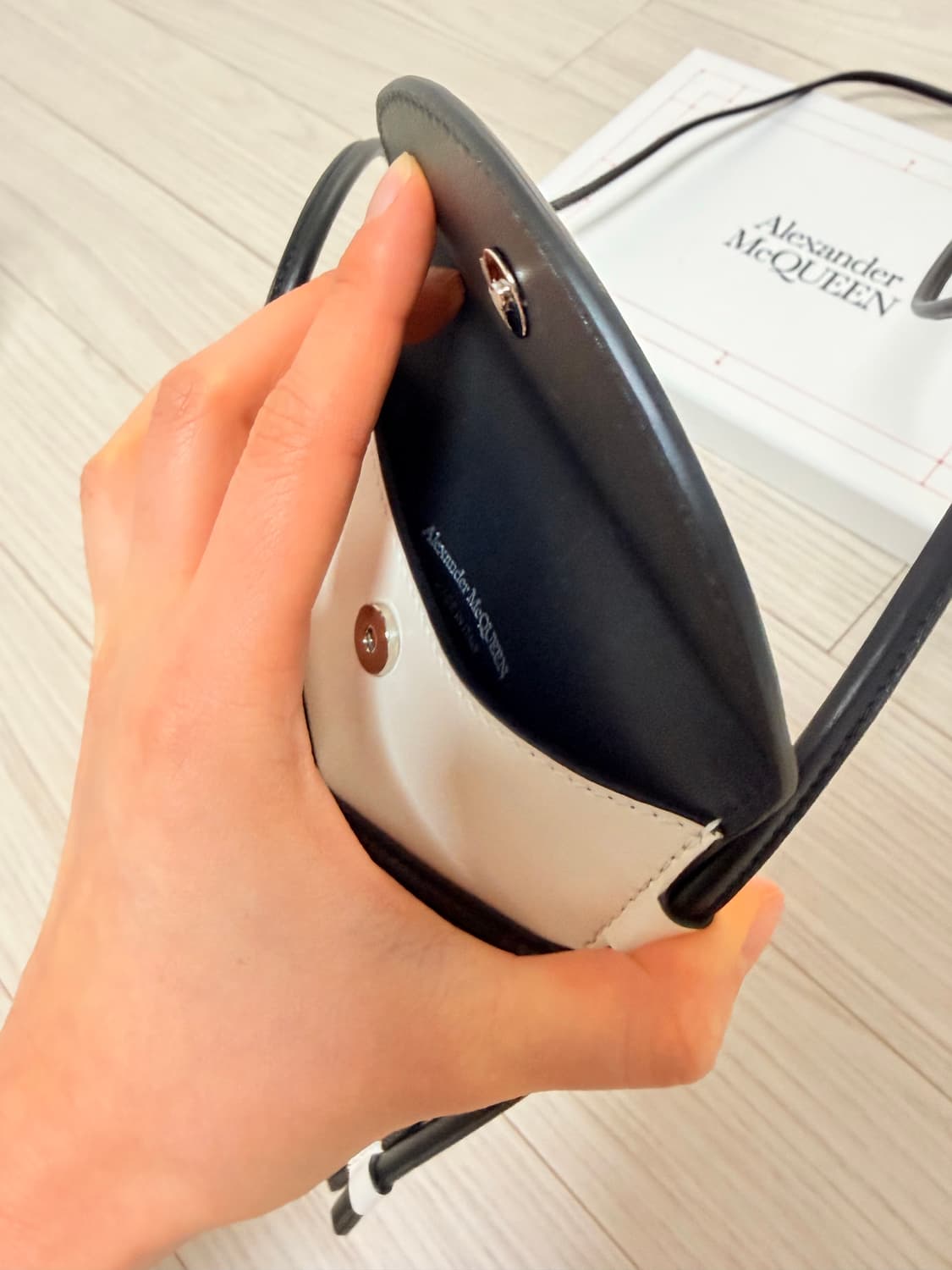 알렉산더 맥퀸 크로스백  상품이미지8