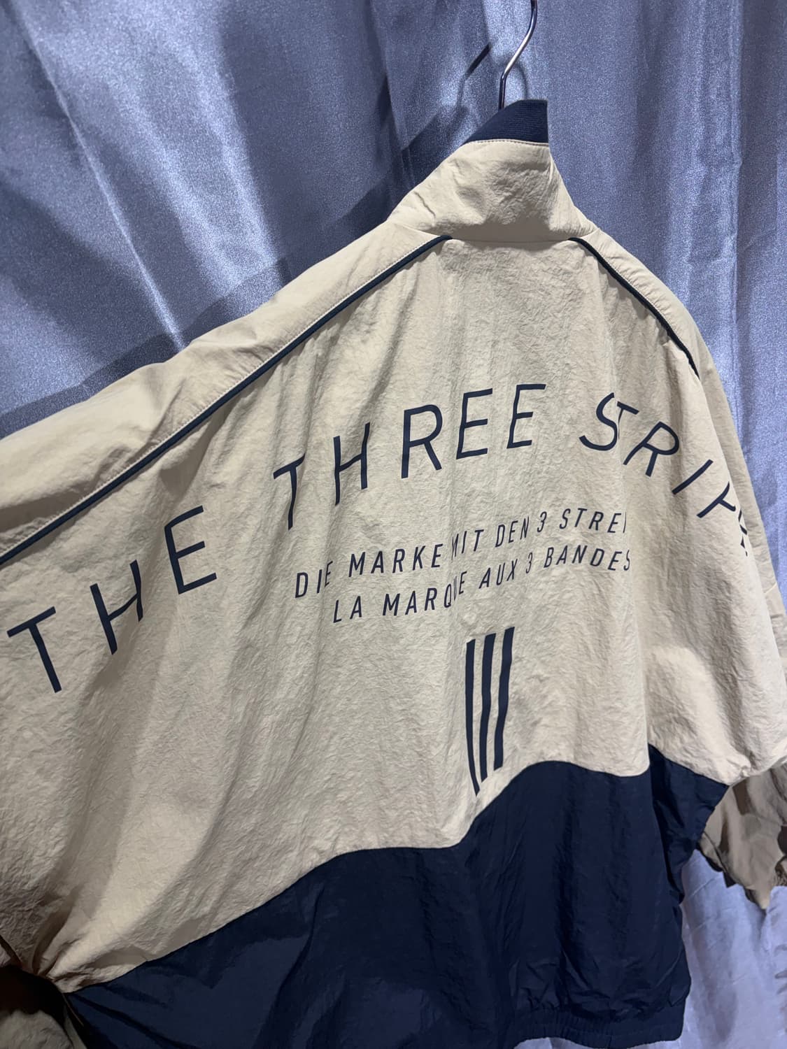 L 아디다스 삼선로고 베이지 배색 나일론 자켓 상품이미지5