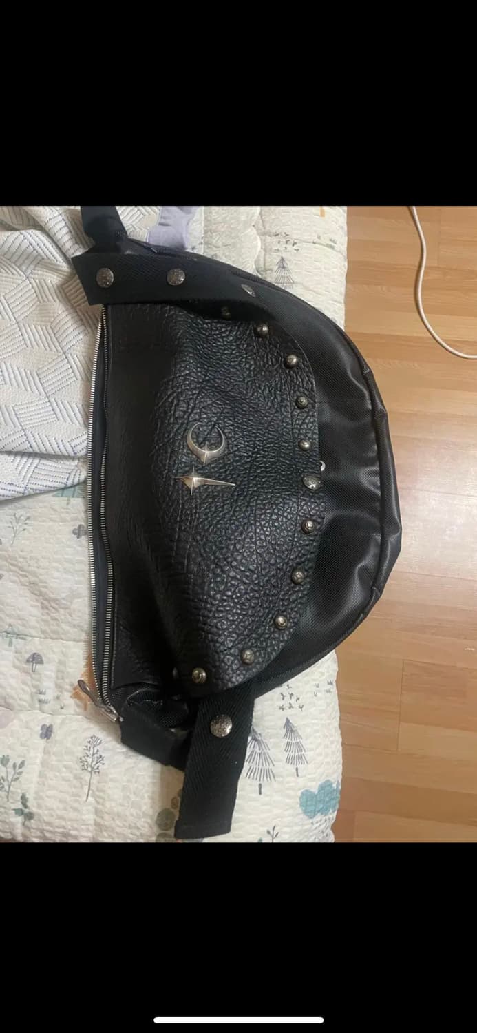 떠그클럽 레더 드래곤 메신저백  상품이미지2