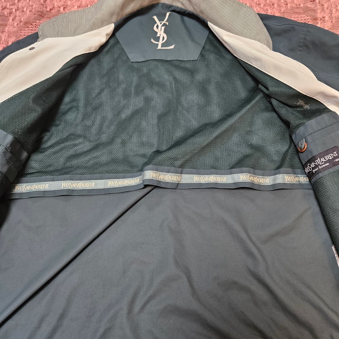입생로랑(YSL) 딥그린 스몰로고 나일론 바람막이 블루종자켓 상품이미지9