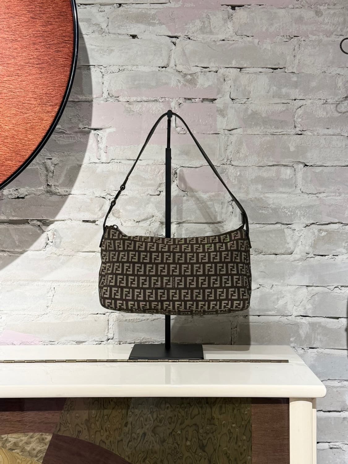 펜디 브라운 주카 미니 숄더백 상품이미지1