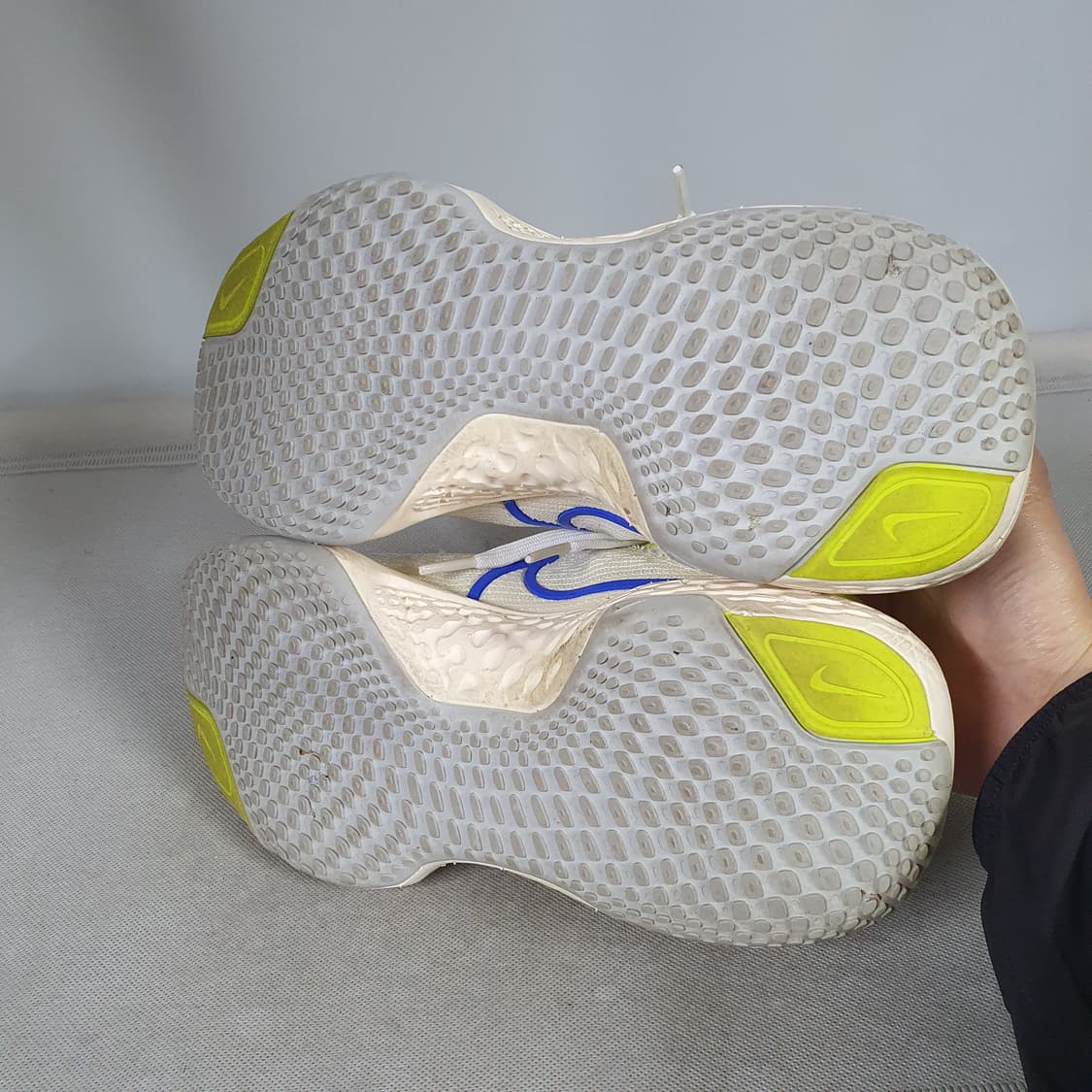 나이키 줌X 인빈시블 런 플라이니트 화이트 레이서 블루  상품이미지3