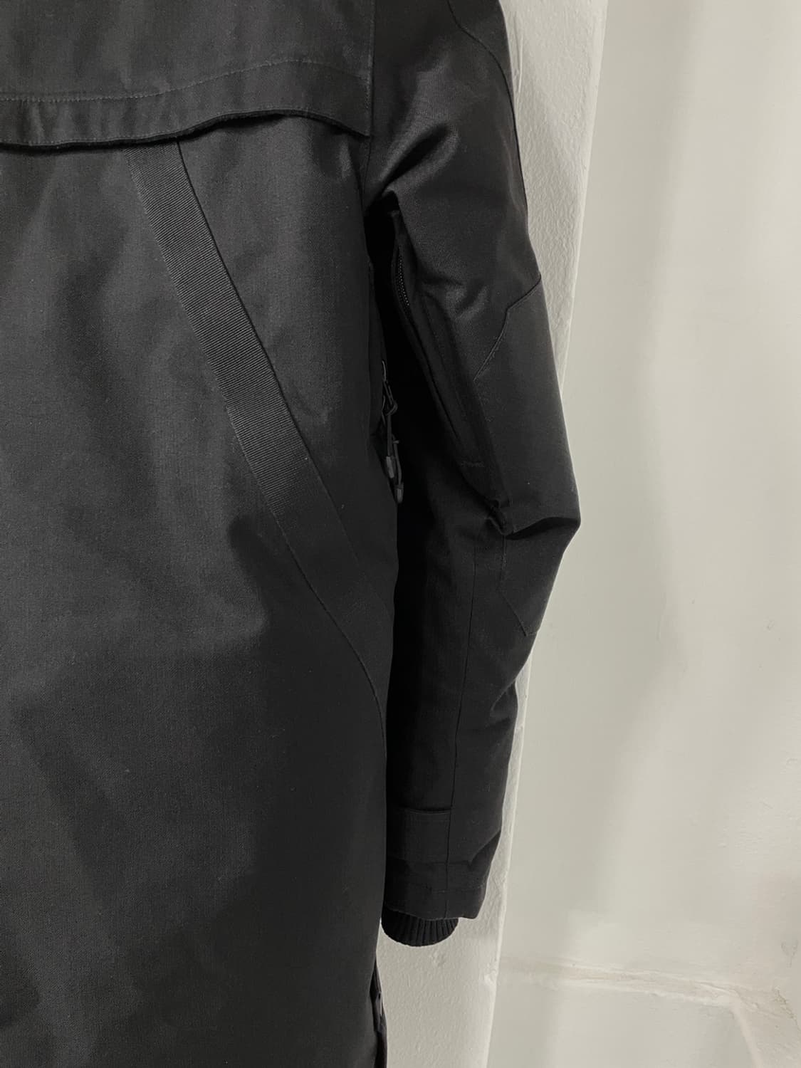 노비스 야테시 코요테 퍼 다운 파카 상품이미지6