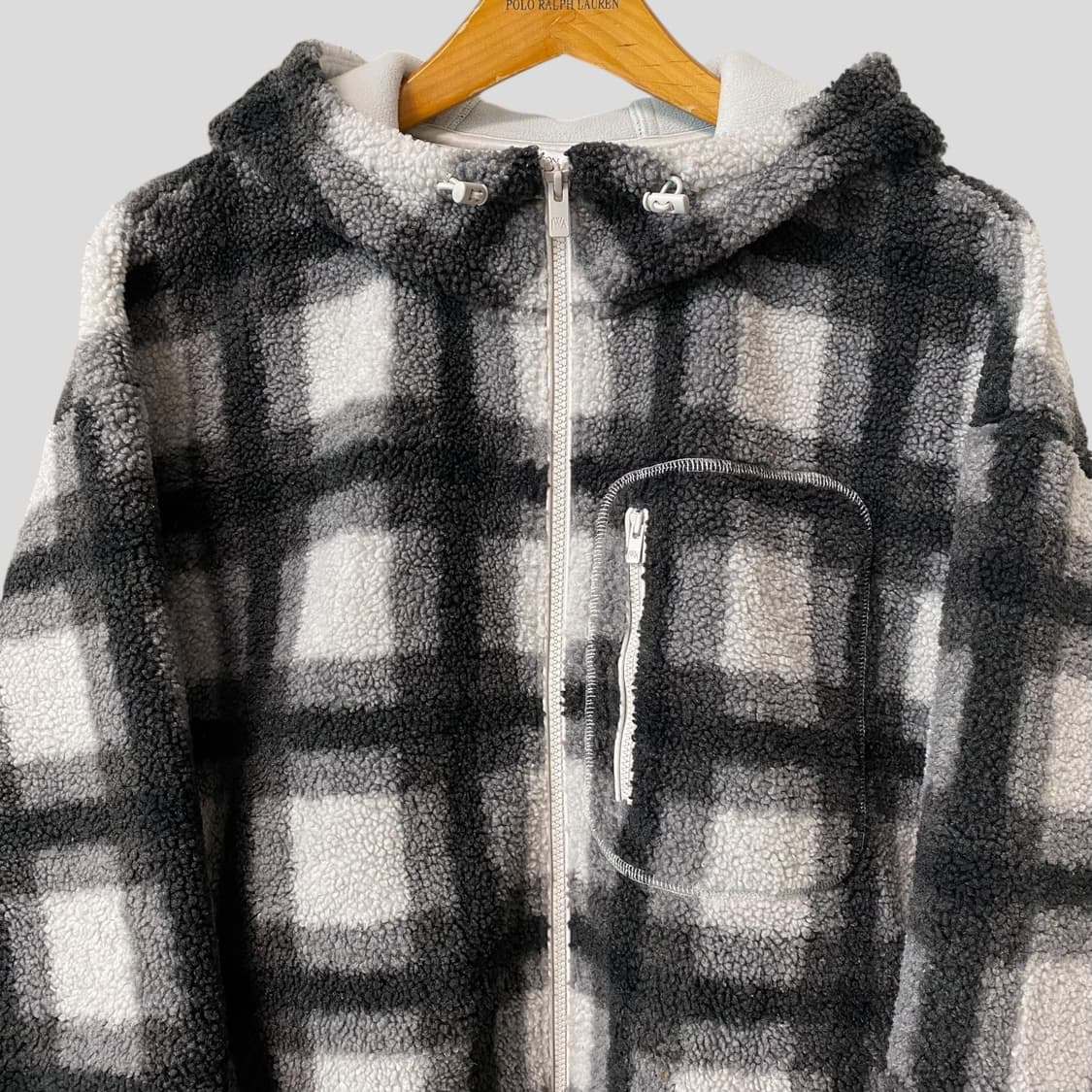 (여성L)유니클로 JW앤더슨 보아 체크 플리스 자켓 상품이미지2