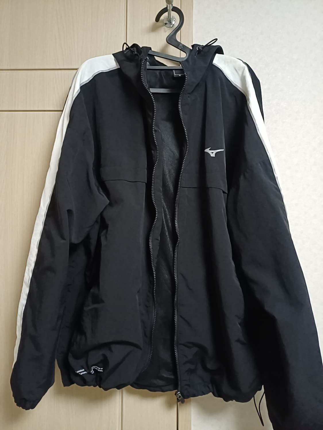 미즈노 바람막이 xl 팝니다 상품이미지4