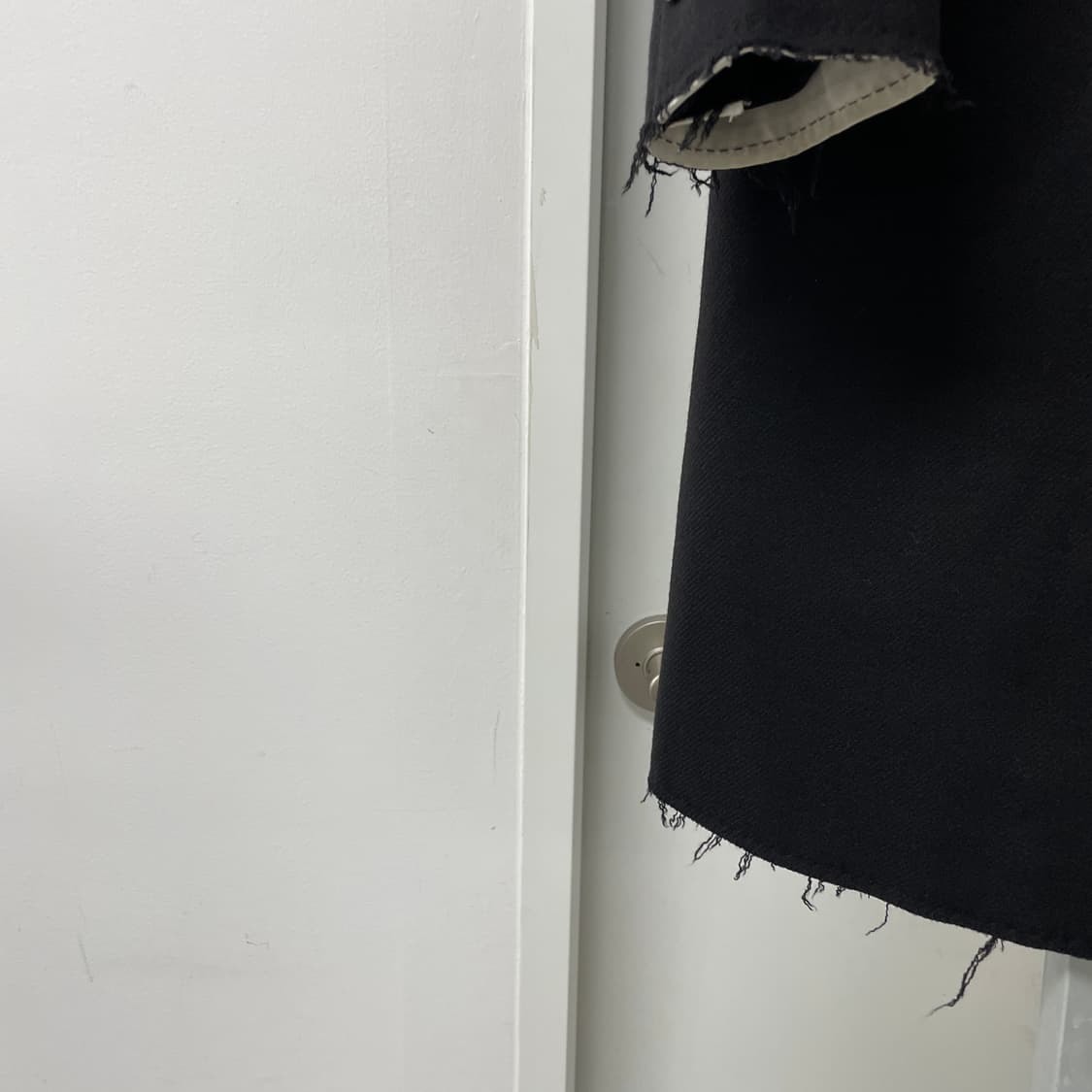 지방시 블랙 코트 50 상품이미지5