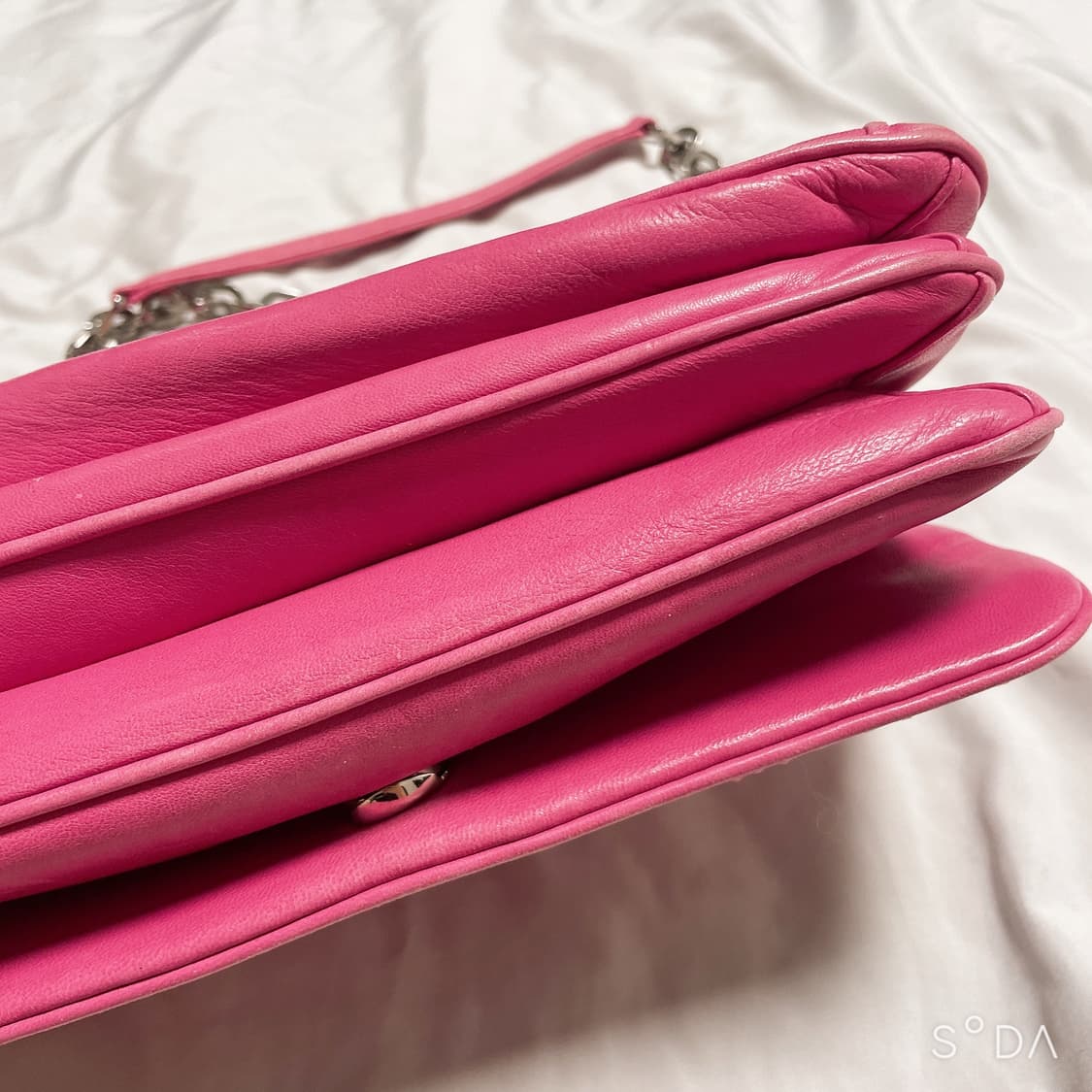 프라다 핑크 셔링 체인 숄더백 상품이미지3