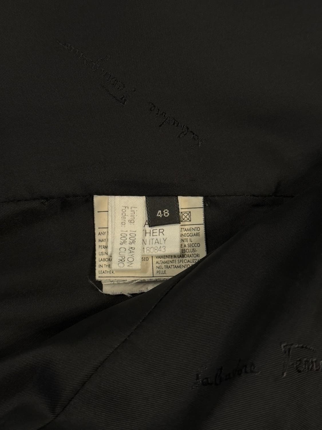 페레가모 키드램스킨 레더블레이저 남성100 상품이미지9