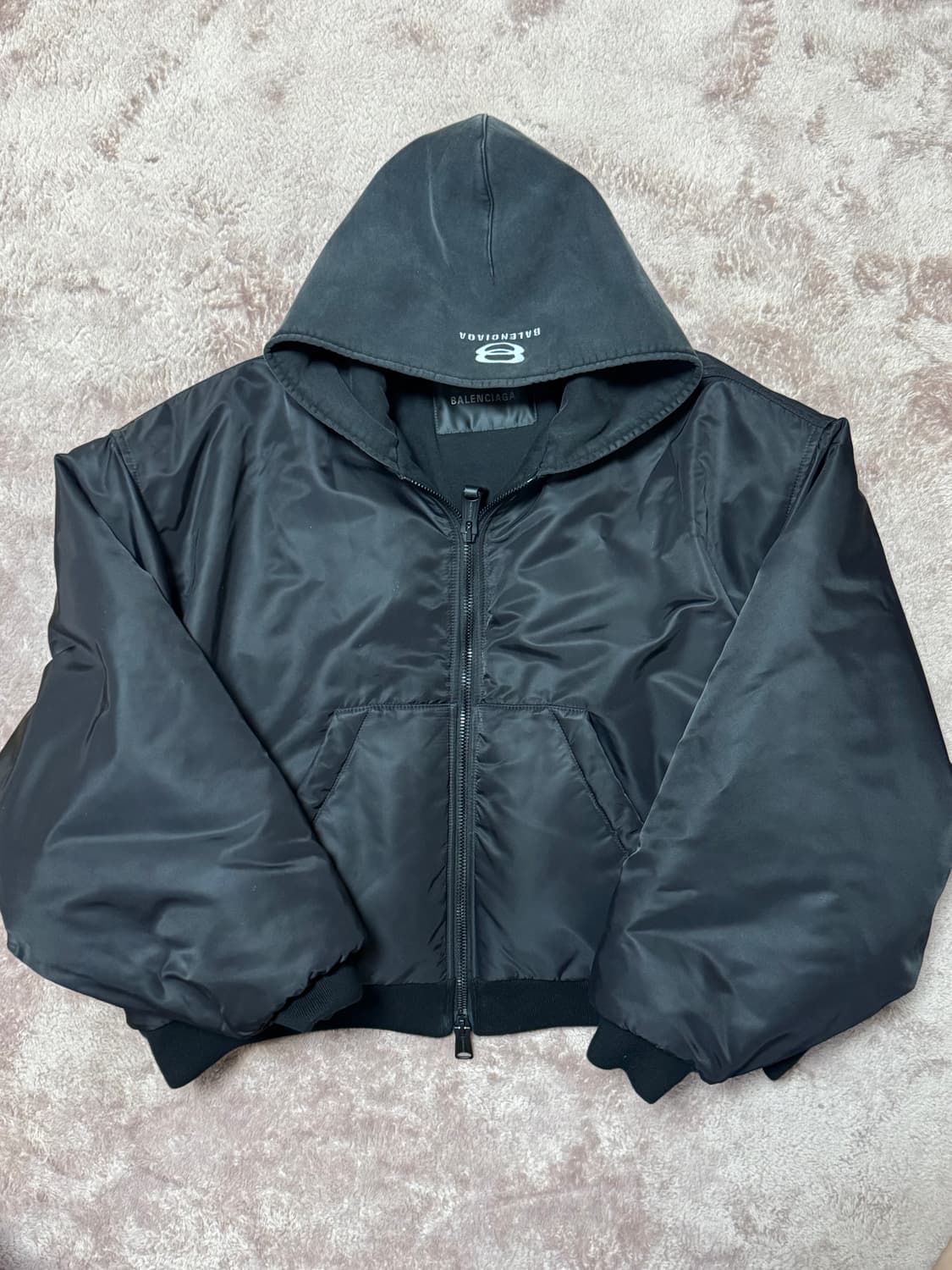 발렌시아가 봄버 후디드 봄버 (후디드 보머) 신상품 정가 425->340 상품이미지2