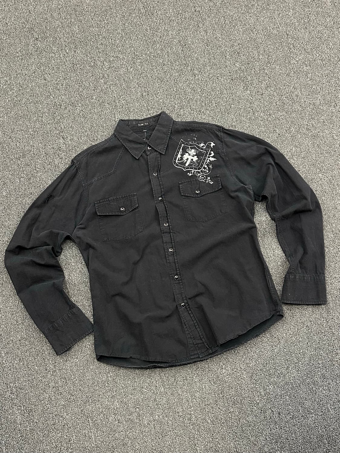 M)일본 빈티지 십자가 프린팅 블랙 셔츠 상품이미지3