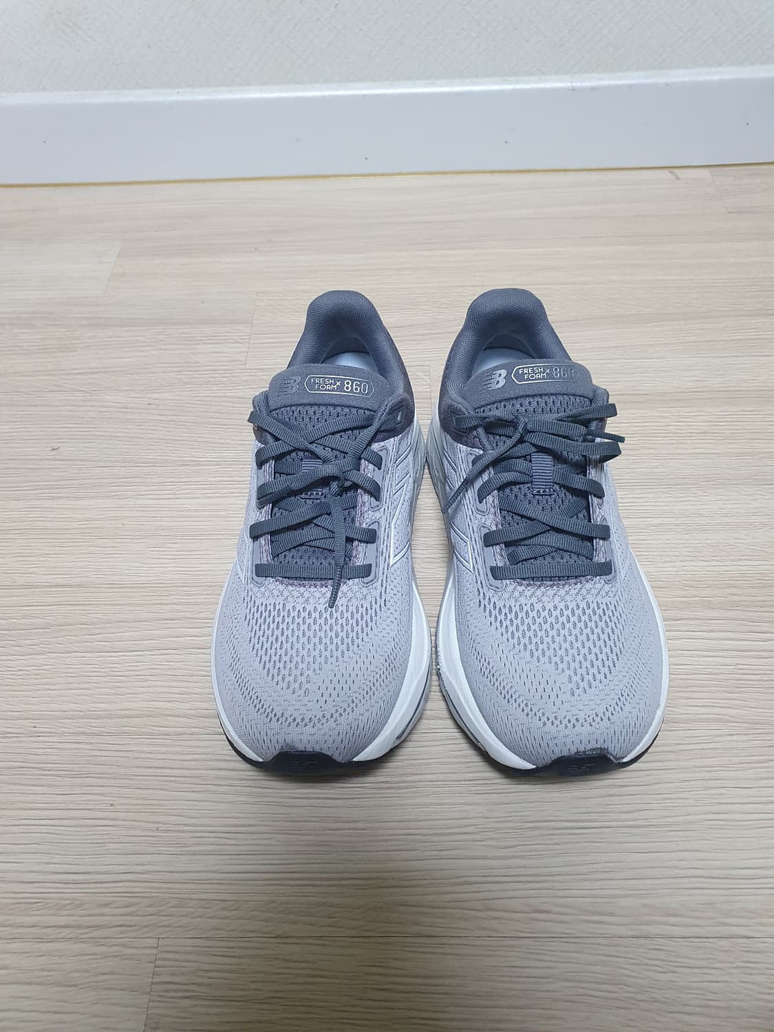 뉴발란스 860 프레쉬폼 운동화 260 상품이미지3