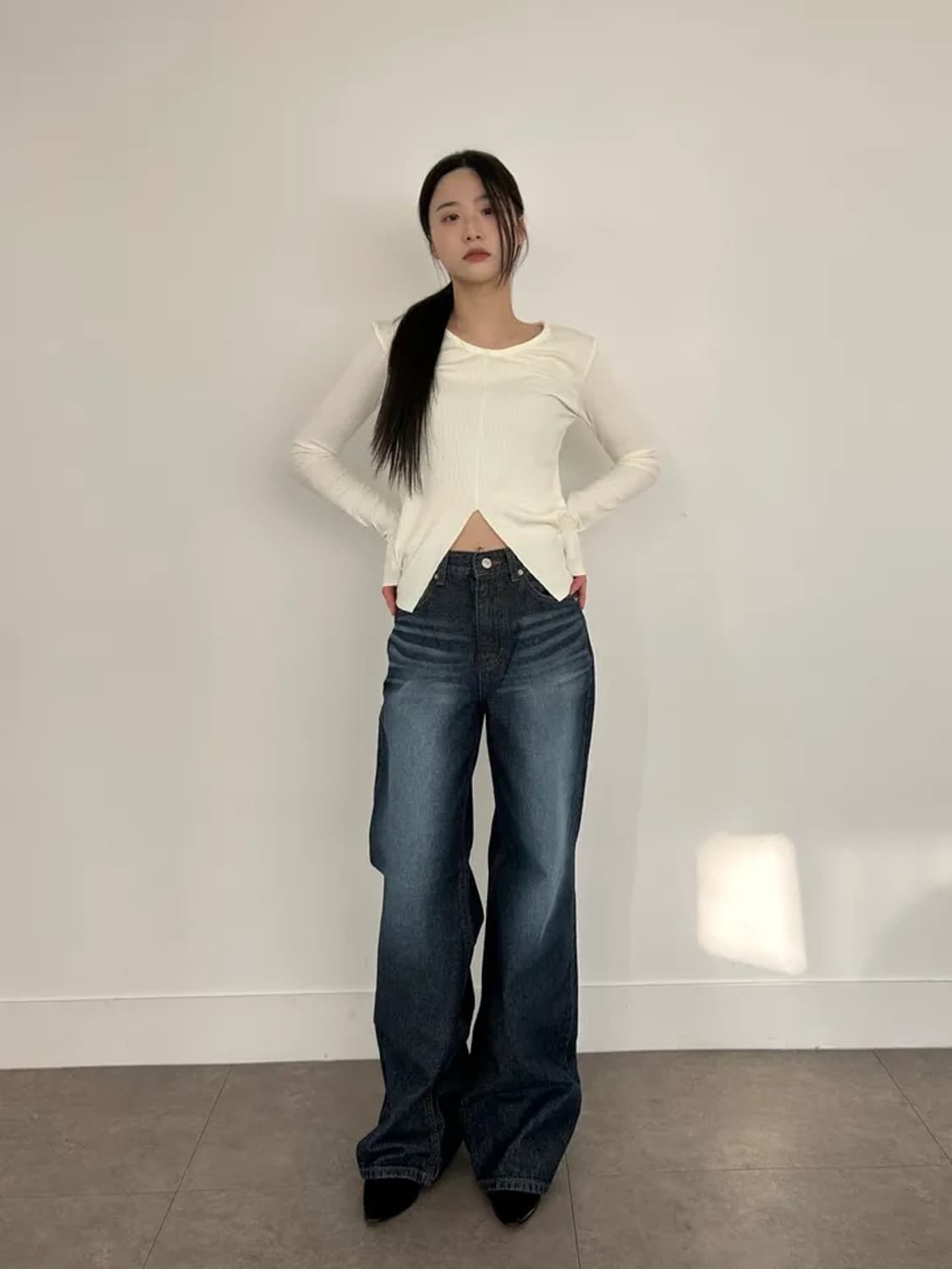 옵텐소 washed denim pants 상품이미지2