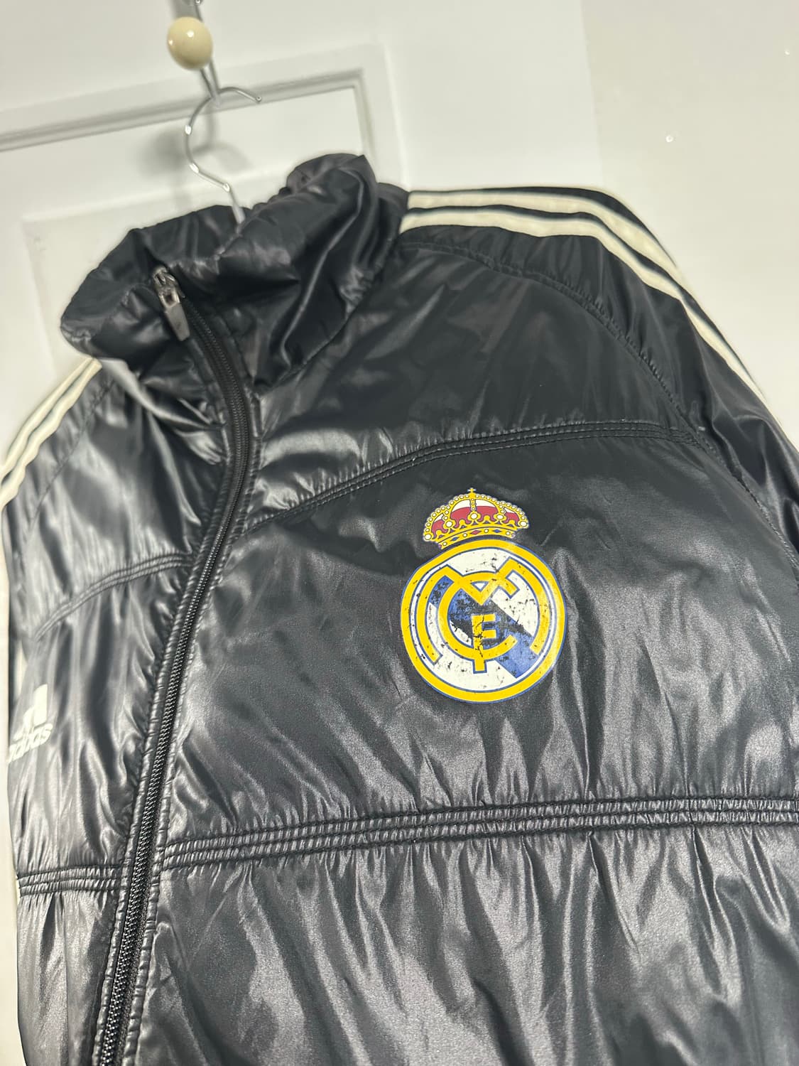 아디다스 레알마드리드 패딩 상품이미지3