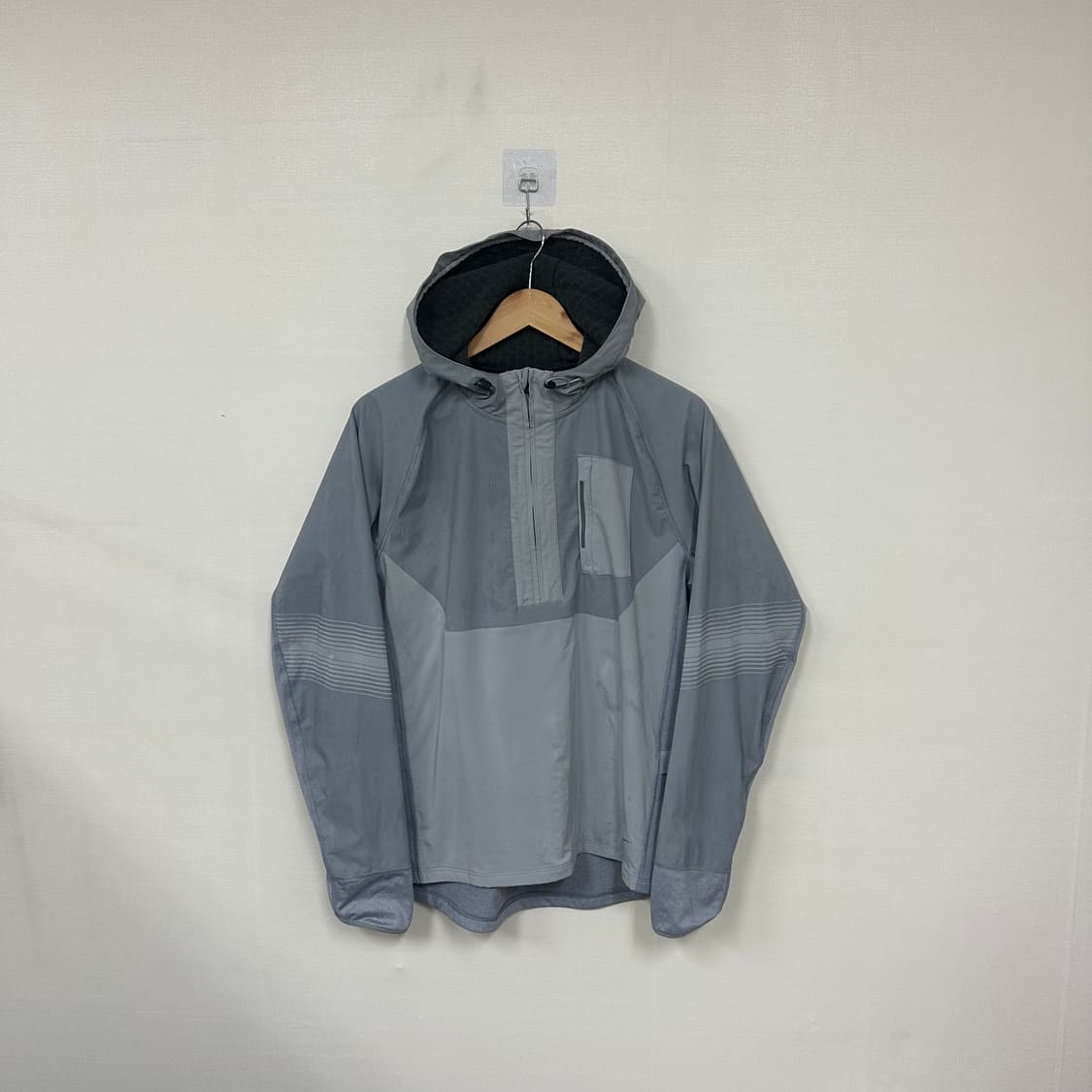 나이키 드라이핏 런닝자켓L 상품이미지1