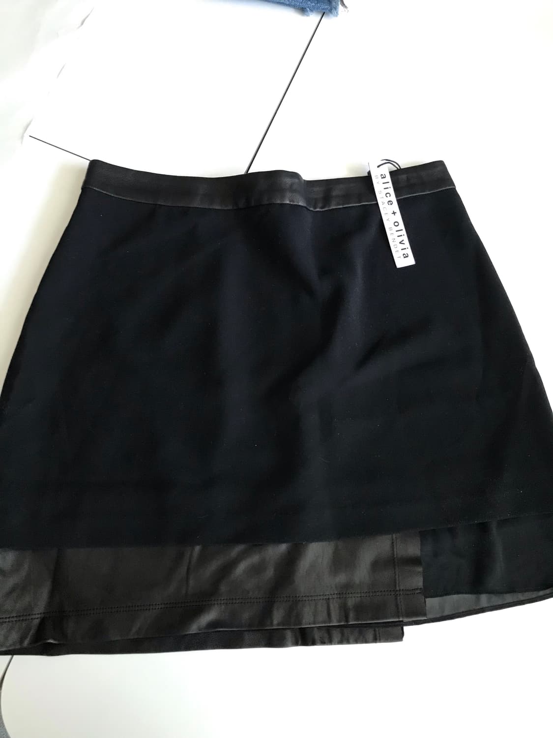 Alice & Olivia 스커트 새상품  상품이미지1