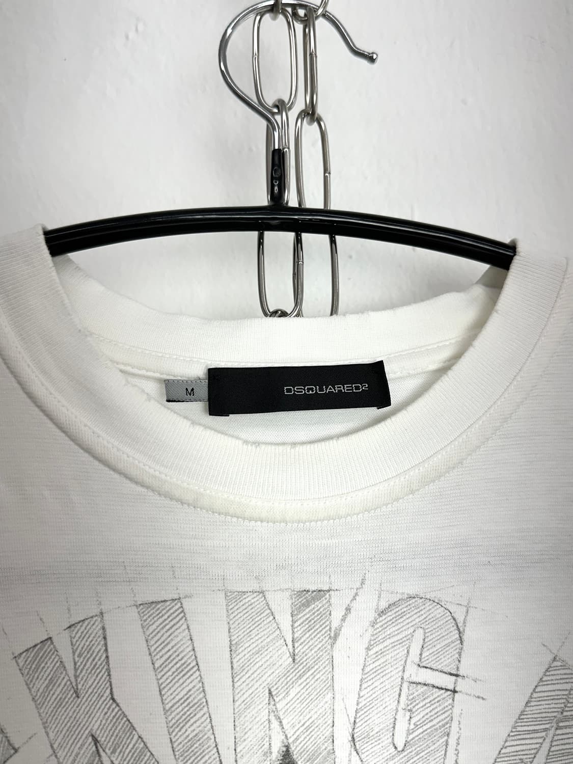 DSQUARED2 Maple Leaf Distressed Graphic  상품이미지5