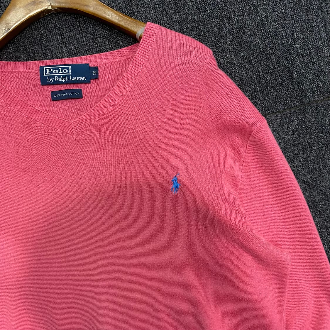 폴로 브이넥 니트 상품이미지3