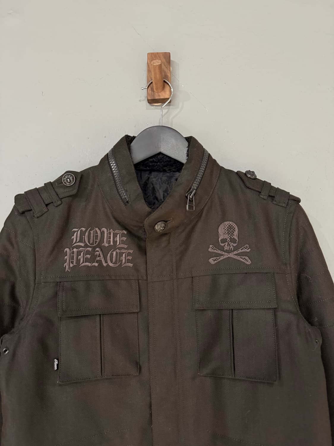 Roen multi pocket leopard point jacket 상품이미지6