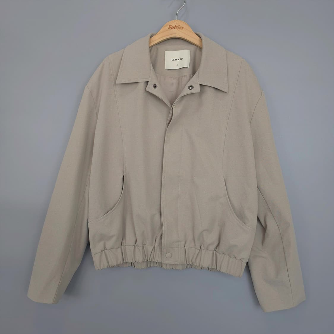 르마드 LEMARD 미니멀 절개 블루종 밑단밴딩 자켓 3 상품이미지1