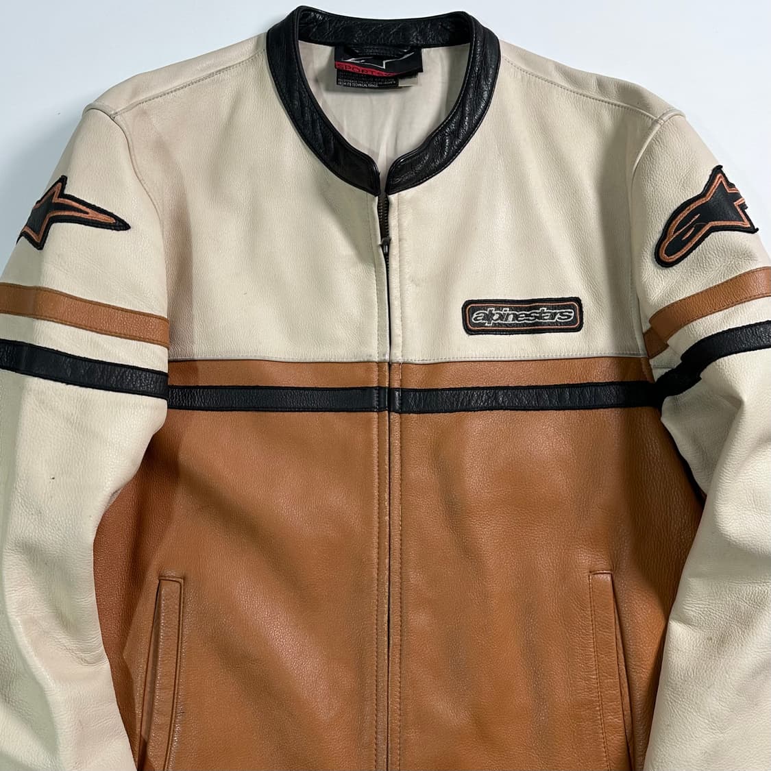 알파인스타 레더 라이더 자켓 상품이미지2