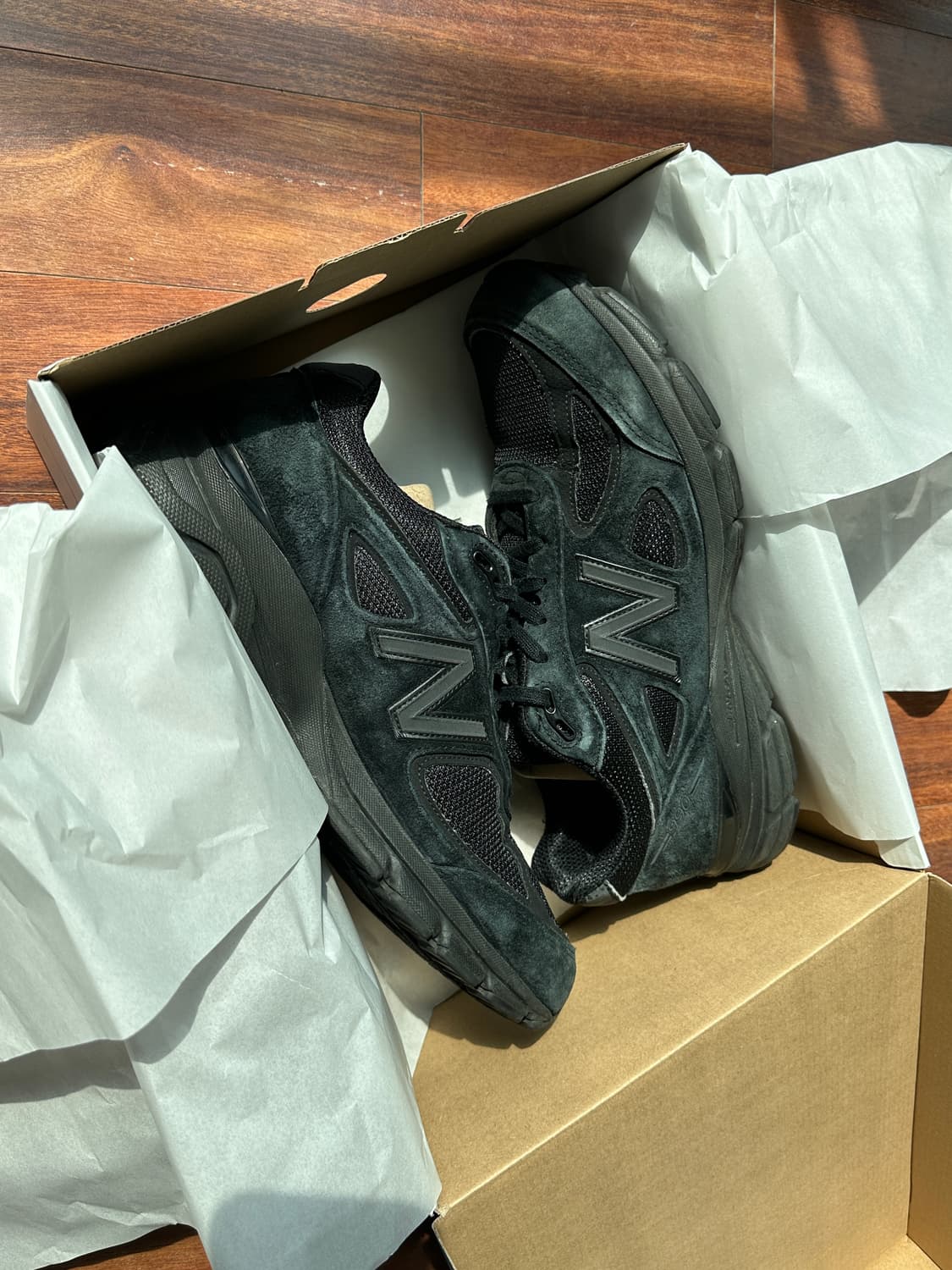 뉴발란스 990v4 트리플블랙 280 상품이미지6