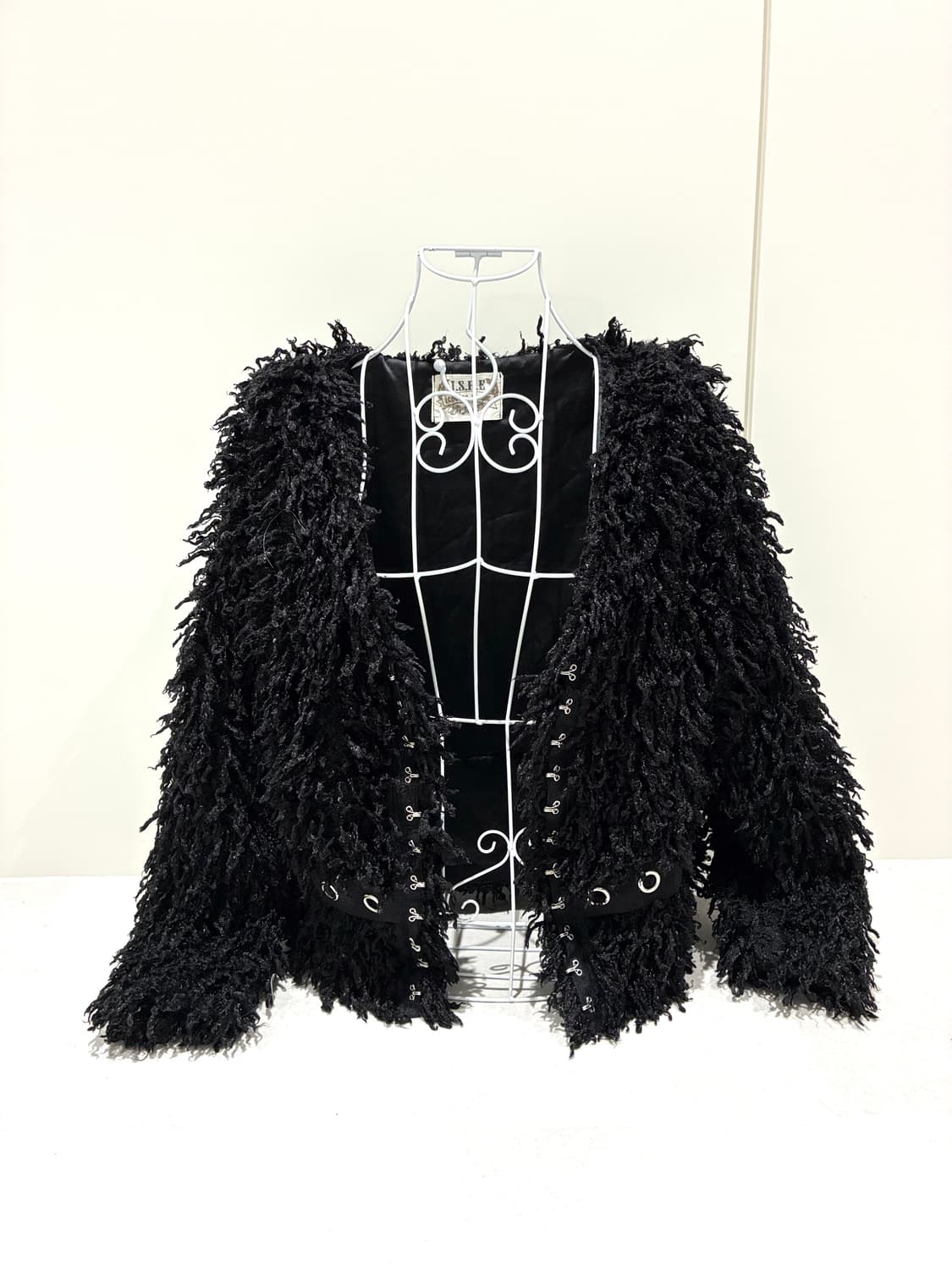 아일렛 블랙퍼 가디건 상품이미지2