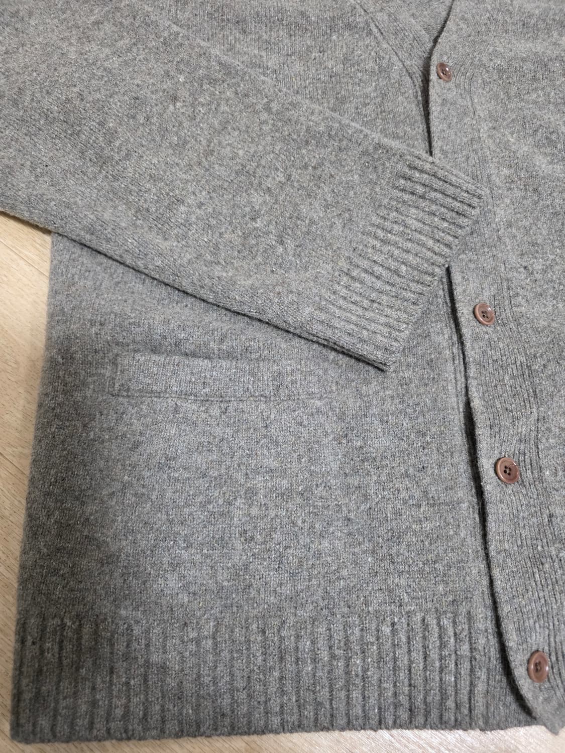 토마스모어 브이넥 램스울 가디건 M 상품이미지4