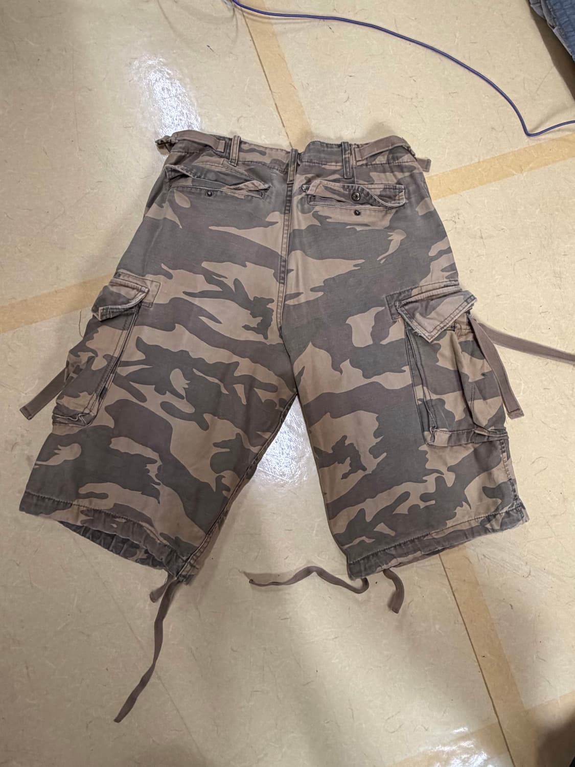 빈티지 카모 스트링 카고 버뮤다팬츠 상품이미지3
