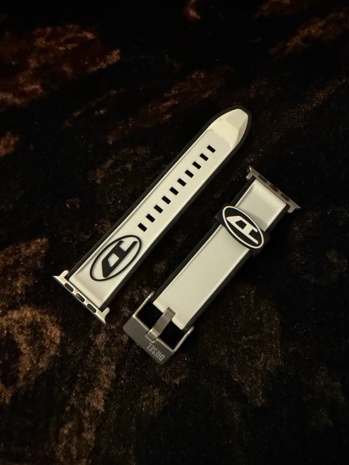 디젤 애플워치 스트랩 상품이미지1