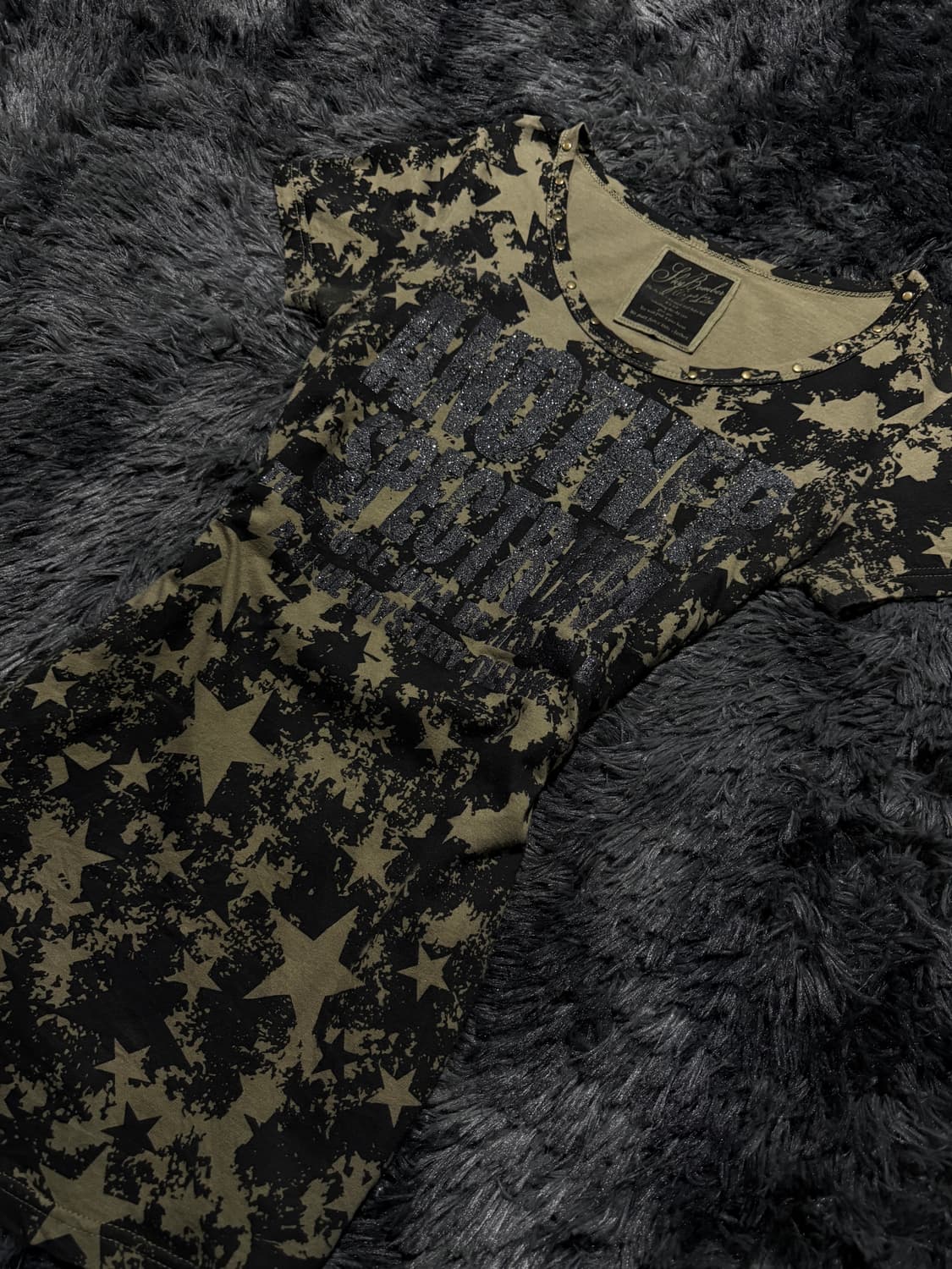 Sky Bomber 카키 스타패턴 글리터 레터링 언발 반팔 티셔츠 상품이미지3