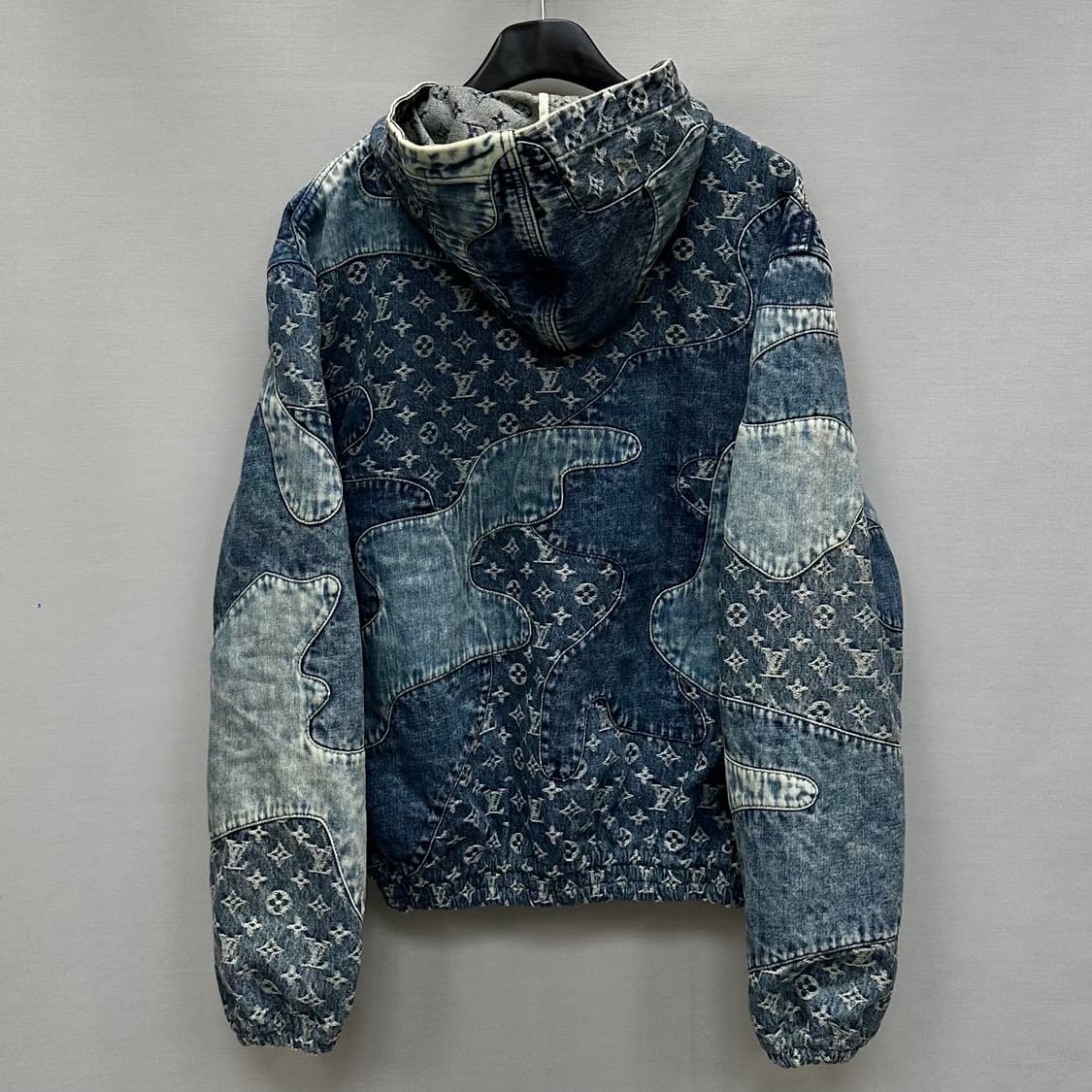 루이비통 니고 데님 후드자켓 (105)  상품이미지4