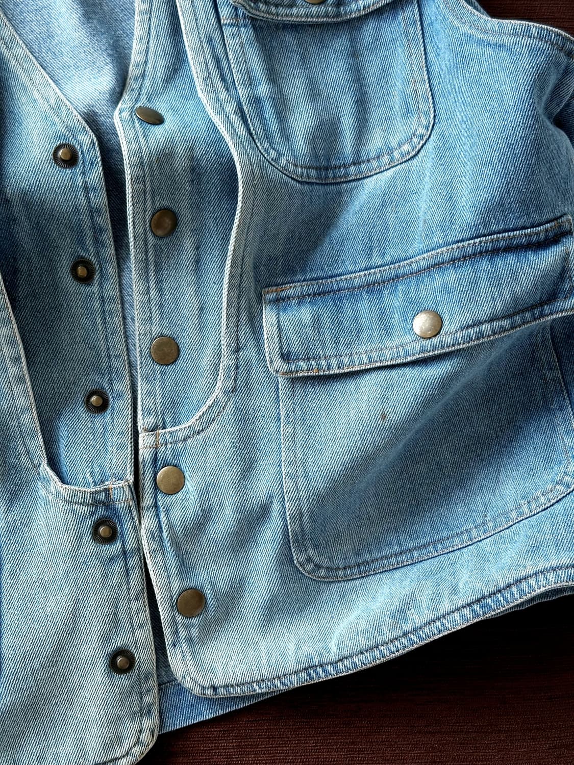 Washed denim fabric utility vest 상품이미지7