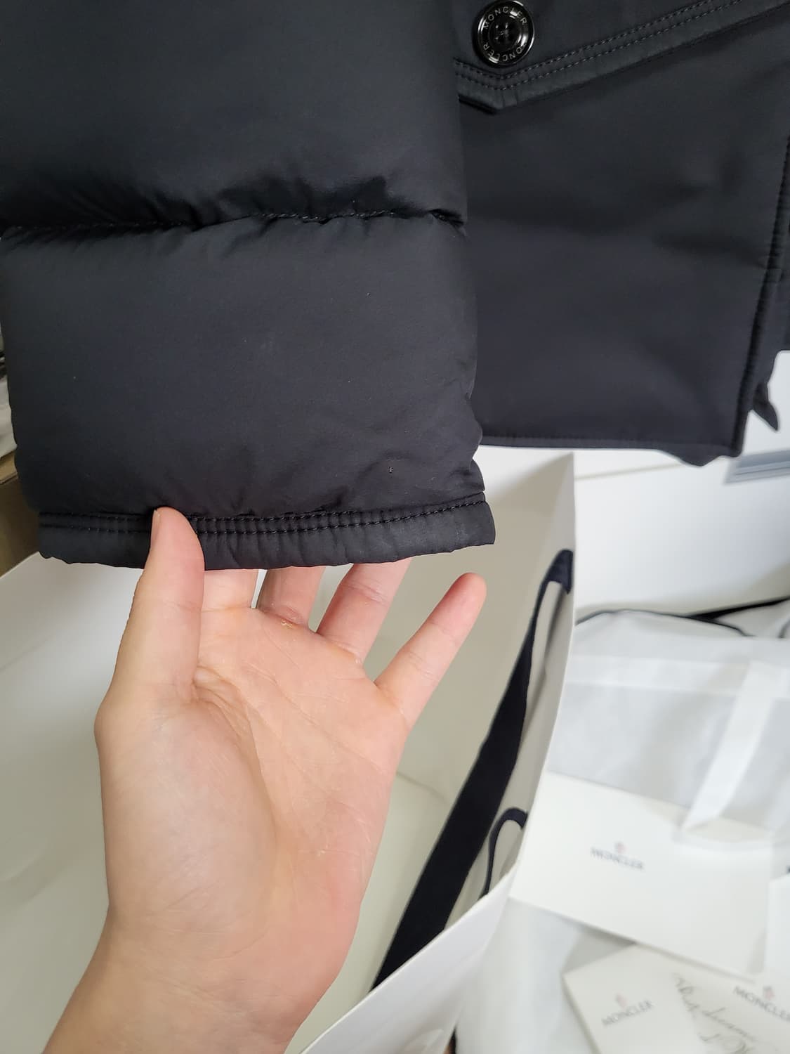 24FW 몽클레어 클루니 패딩 블랙 4사이즈 상품이미지9
