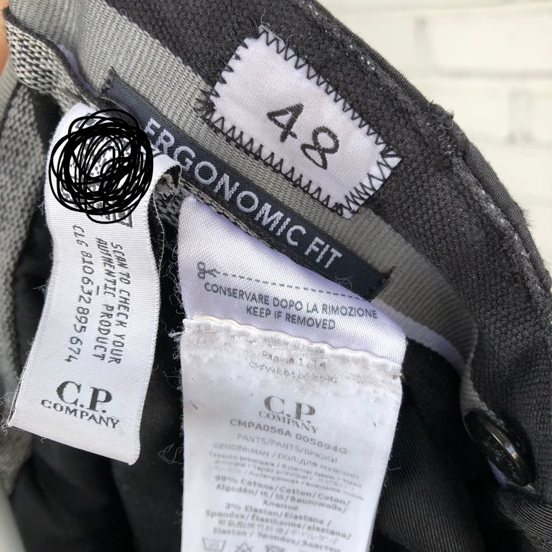 Cp컴퍼니 스트레치 사틴 렌즈 카고팬츠 블랙 23SS  상품이미지10