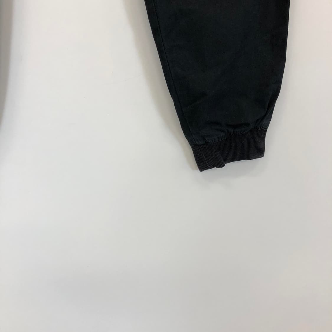 칼하트 WIP 메디슨 조거팬츠 33 인치 상품이미지2