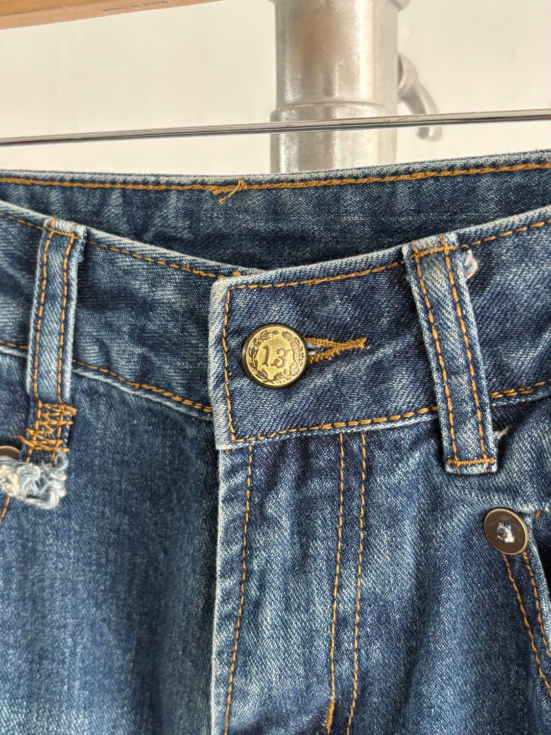 R13 알써틴 중청 컬러 디스트로이드 데님 팬츠 상품이미지2