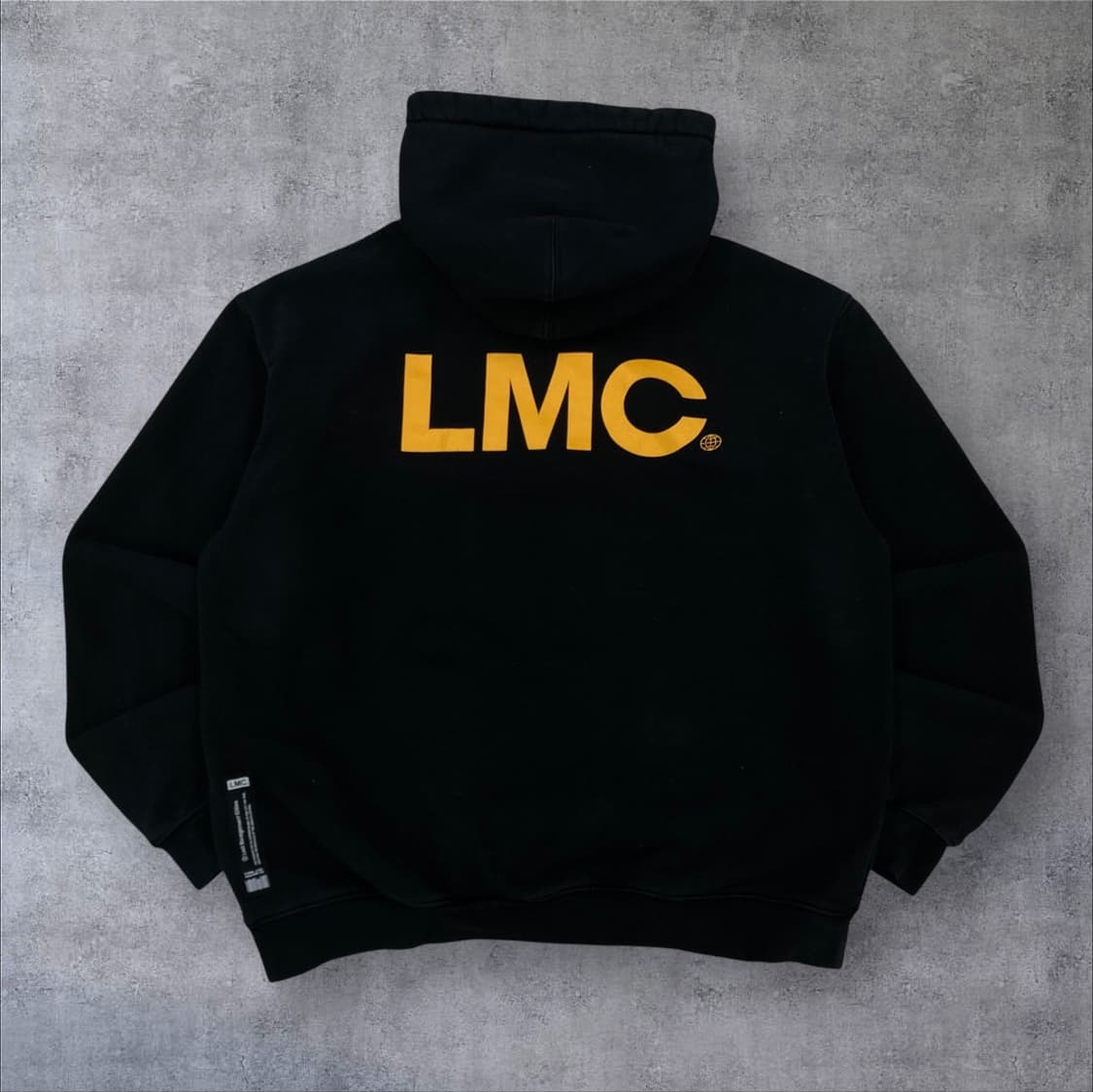 LMC 스펠아웃 빅로고 블랙 후드티 상품이미지1