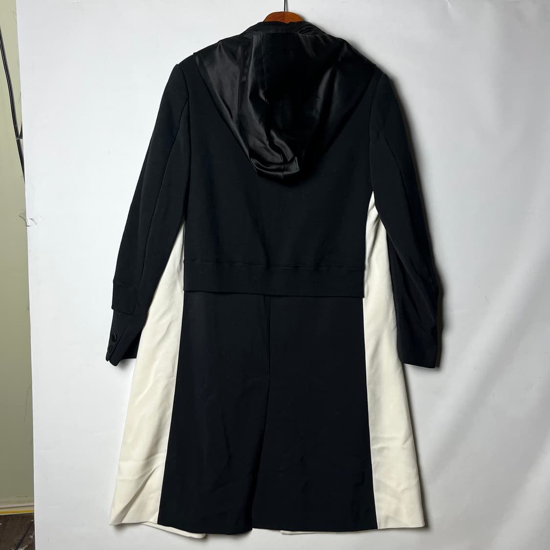 [UNDERCOVER] 언더커버 후디 레이어드 하프앤하프 울 코트 상품이미지2