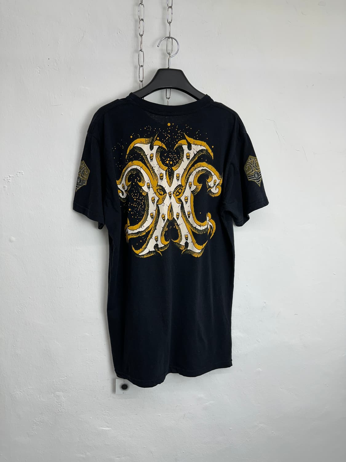 Gothic Skull Tribal Graphic T-shirt 상품이미지5