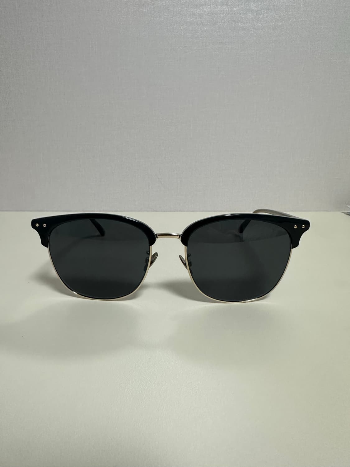 보테가베네타 선글라스 판매합니다 상품이미지1