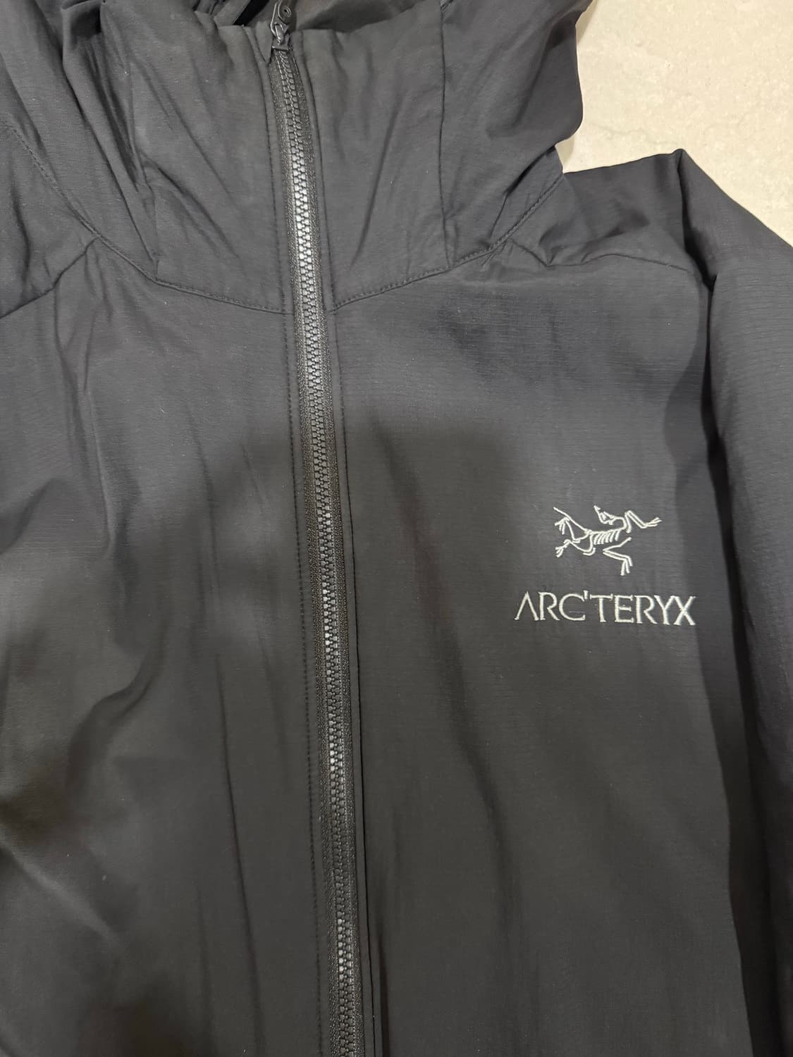 [당일출고,크림판 정품] 아크테릭스 아톰 후디 L 상품이미지2