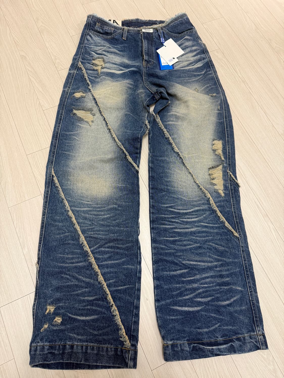 [M]아더에러 일리진 상품이미지2