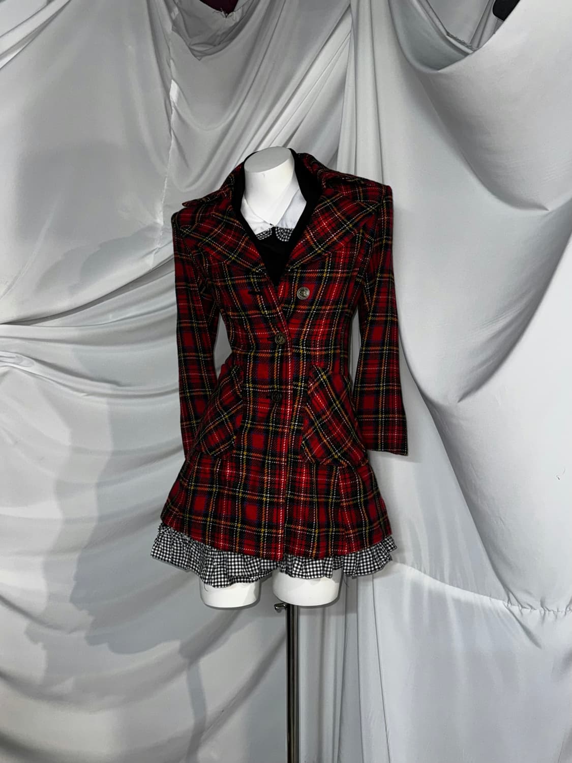 캐캐체깔 레드체크 무채색 데일리고딕 코디세트  상품이미지4