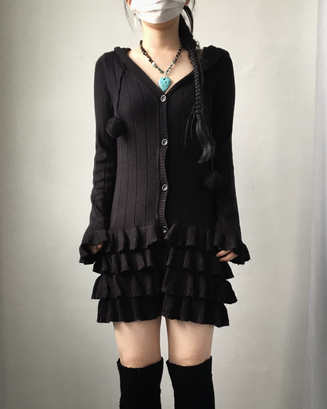 Pom pom frill point knit hood cardigan 상품이미지8